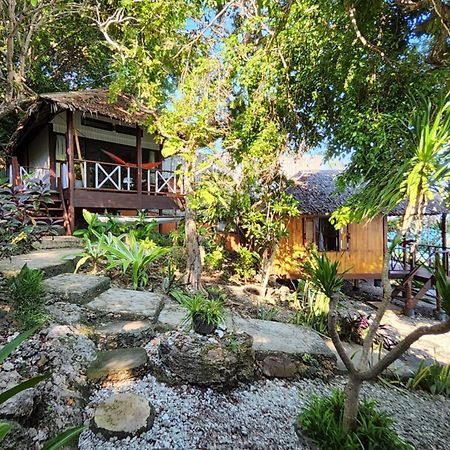 Nini'S Beach Bungalows Bira Exteriör bild